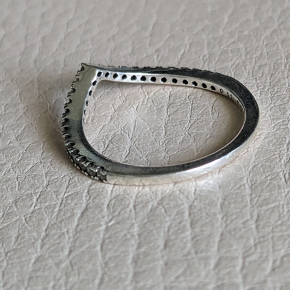 Pandora Sparkling Wishbone Ring - Picture 2 of 8